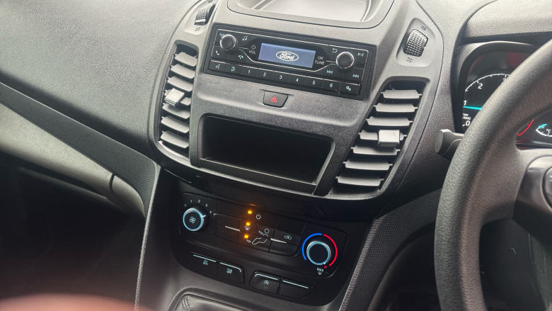 Ford Transit Connect 240 L2 Diesel 1.5 EcoBlue 100ps Leader D/Cab Van